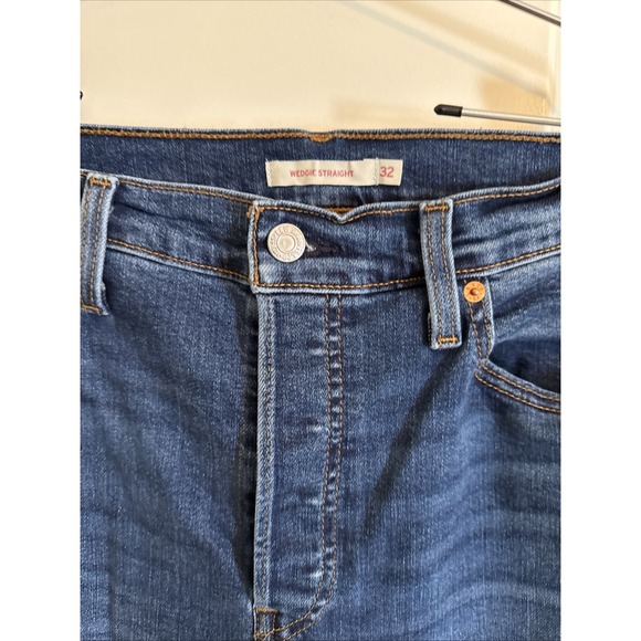 Women's Levi's Wedgie Straight Jeans Sz 32 High Rise  Button Fly Medium Wash - Picture 2 of 6